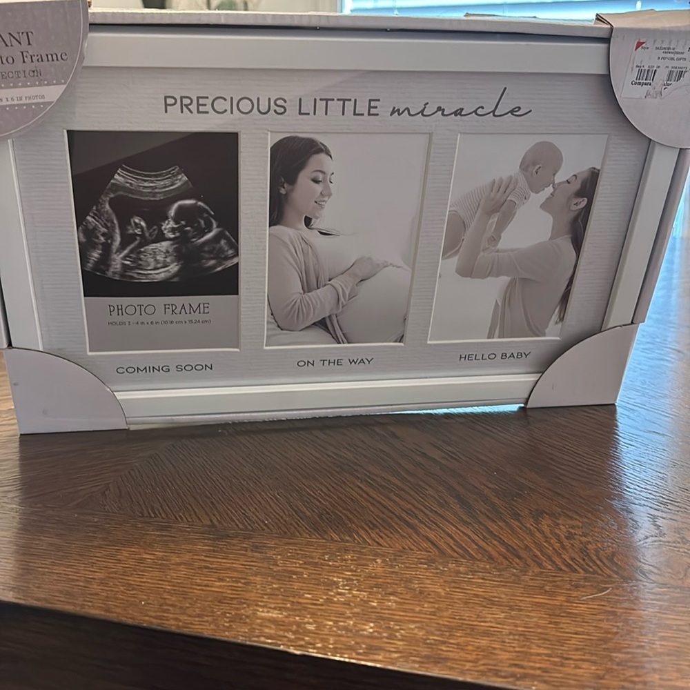 White Rectangular Baby Sonogram 4x 6 Frame NWT for 3 photos total